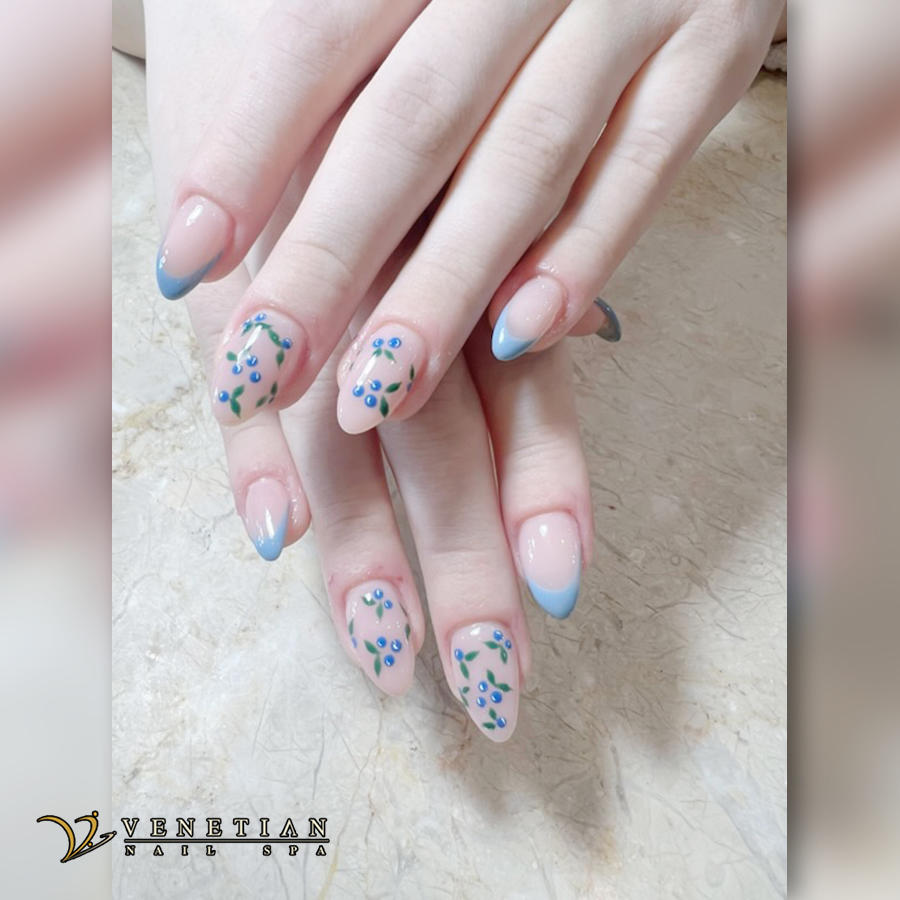 Beautiful summer nails